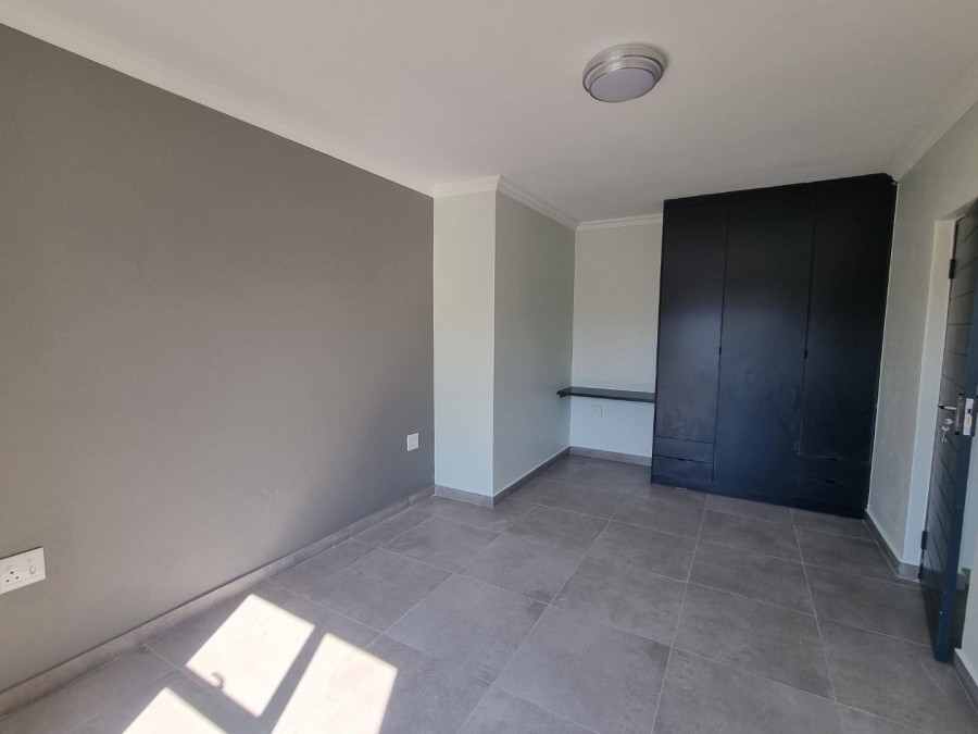 4 Bedroom Property for Sale in Ifafi North West